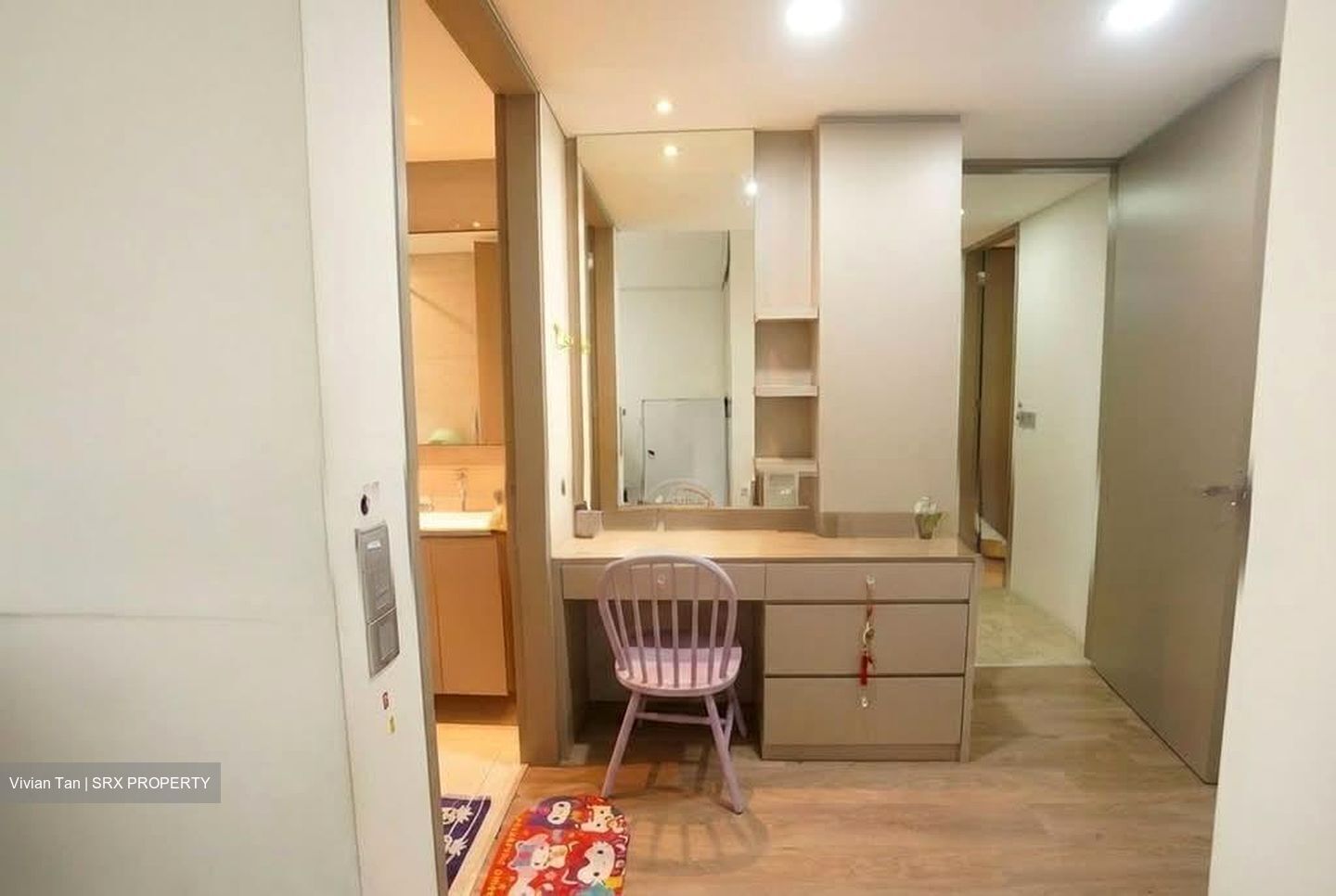 Sennett Estate (D13), Apartment #557002381